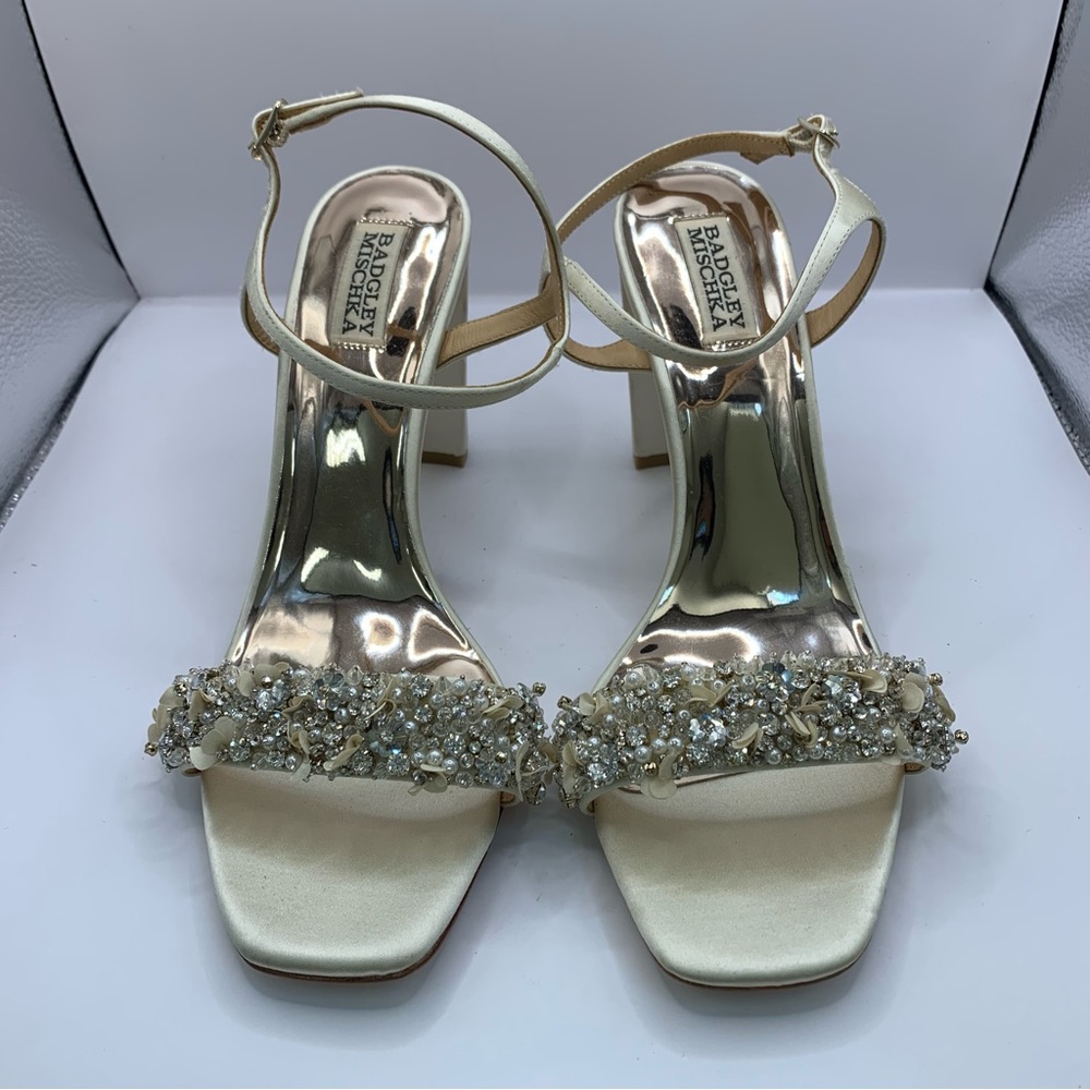 Badgley Mischka Teenie block heeled sandals - Picture 2 of 9